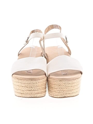 Crown & Ivy Wedges (view 2)