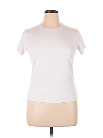 Uniqlo Short Sleeve T-Shirt (view 1)