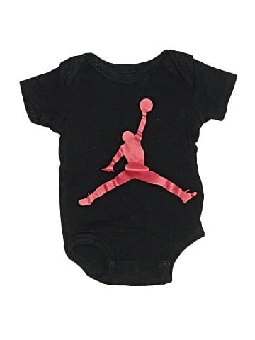 Air Jordan Short Sleeve Onesie (view 1)