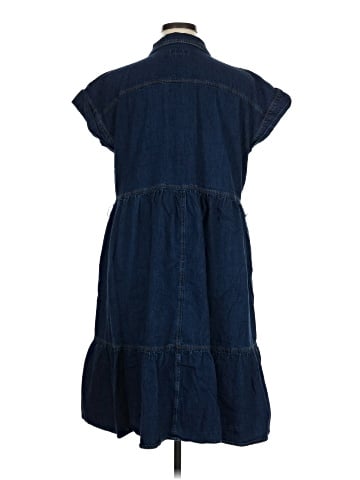 Ava & Viv Casual Dress (view 2)