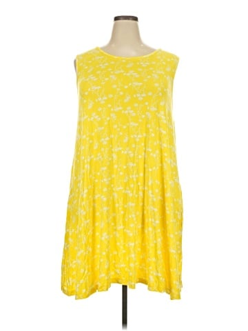Cynthia Rowley TJX Casual Dress (view 1)
