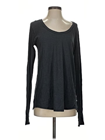 Lululemon Athletica Long Sleeve T-Shirt (view 1)