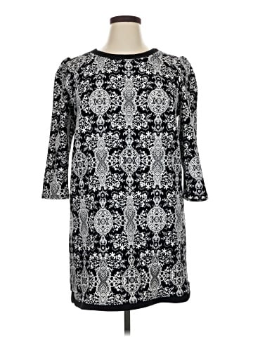 Xhilaration Casual Dress (view 1)