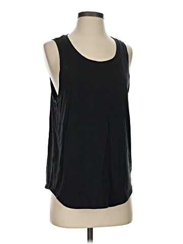 Gap Fit Sleeveless T-Shirt (view 1)