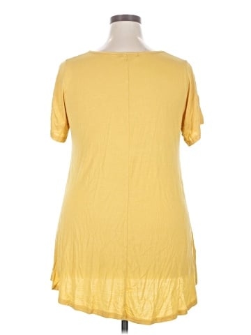 MONNURO Short Sleeve T-Shirt (view 2)