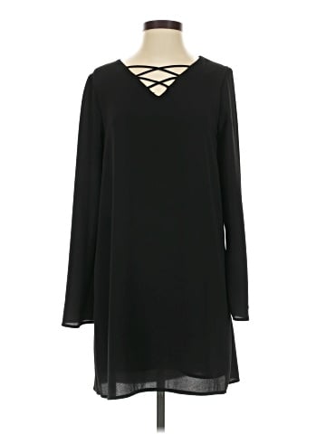 Xhilaration Casual Dress (view 1)