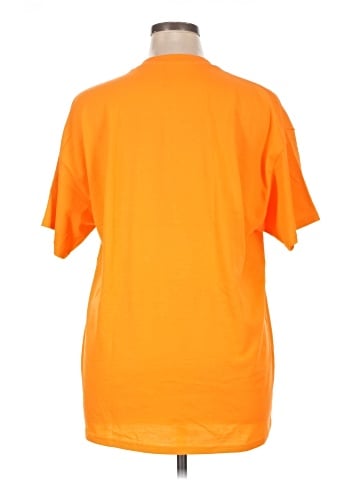 Gildan Short Sleeve T-Shirt (view 2)