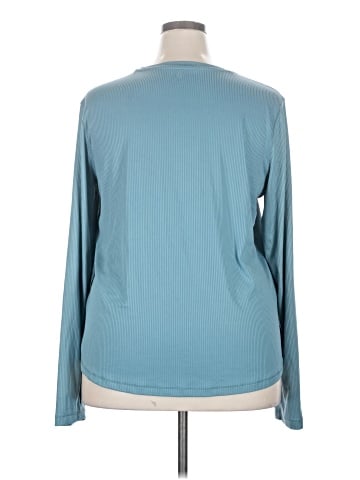 Danskin Long Sleeve Top (view 2)