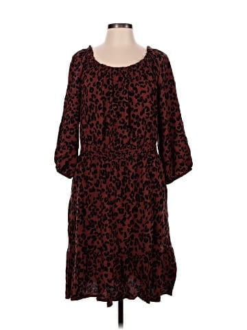 Knox Rose Casual Dress (view 1)