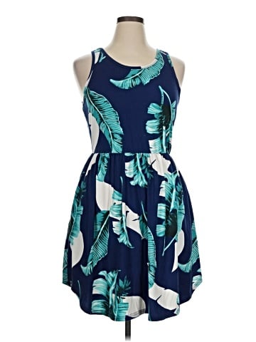 Unbranded Casual Dress (view 1)