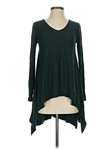 Cupio Pullover Sweater (view 1)