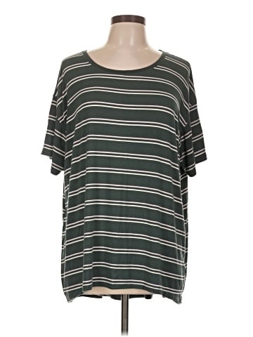 American Eagle Outfitters Short Sleeve T-Shirt (view 1)