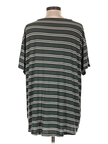 American Eagle Outfitters Short Sleeve T-Shirt (view 2)