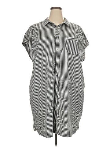 Vineyard Vines Short Sleeve Button-Down Shirt (view 1)