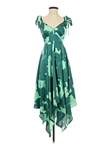 Alexis Cocktail Dress (view 1)