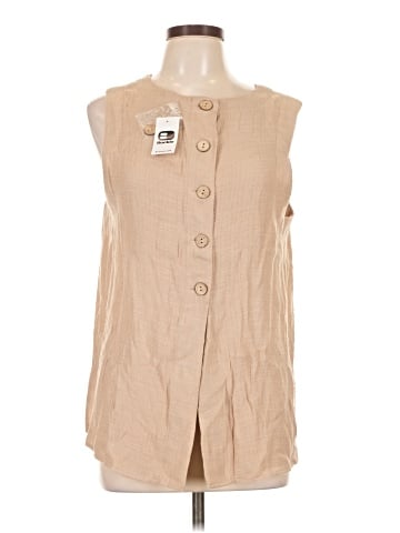 Blu Pepper Sleeveless Button-Down Shirt (view 1)