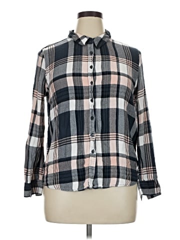 Olive and Oak Long Sleeve Button-Down Shirt (view 1)