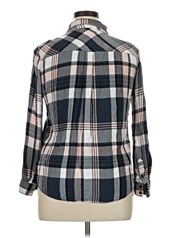 Olive and Oak Long Sleeve Button-Down Shirt (view 2)