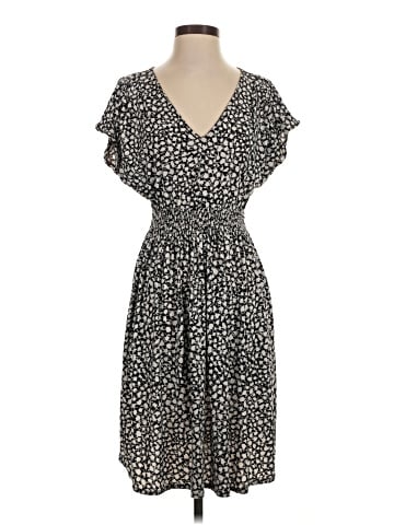 Daisy Fuentes Casual Dress (view 1)