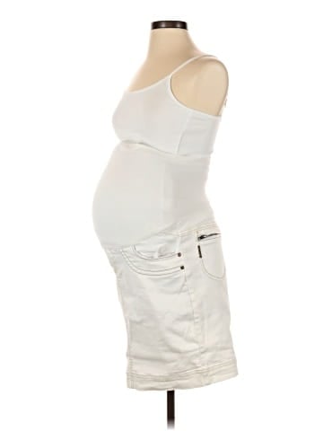 A Pea in the Pod Denim Skirt (view 1)