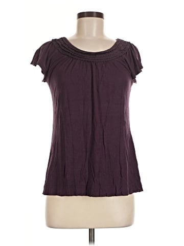 Kische Short Sleeve T-Shirt (view 1)