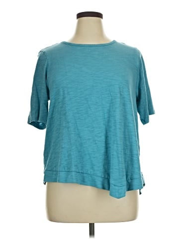 Chico's Short Sleeve T-Shirt (view 1)
