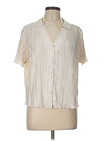 Danskin Short Sleeve Blouse (view 1)