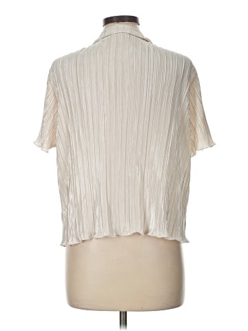 Danskin Short Sleeve Blouse (view 2)