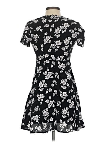 Forever 21 Casual Dress (view 2)