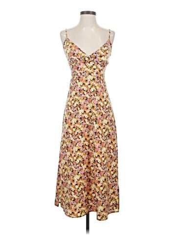 Forever 21 Casual Dress (view 1)