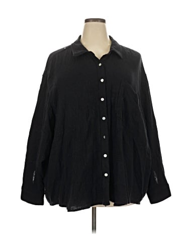 Maurices Long Sleeve Button-Down Shirt (view 1)