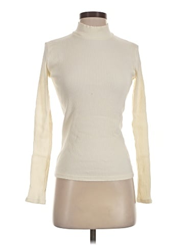 Uniqlo Long Sleeve Turtleneck (view 1)
