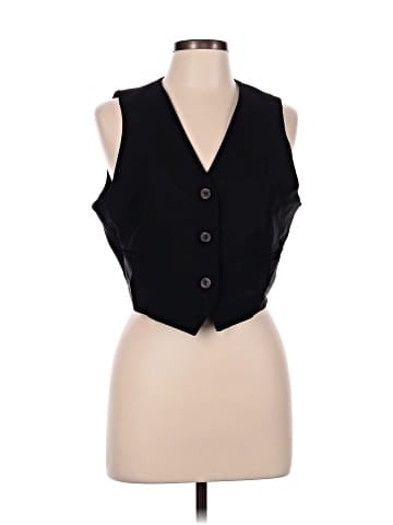 Love Tree Sleeveless Blouse (view 1)