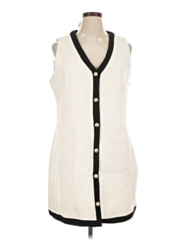 Abercrombie & Fitch Casual Dress (view 1)