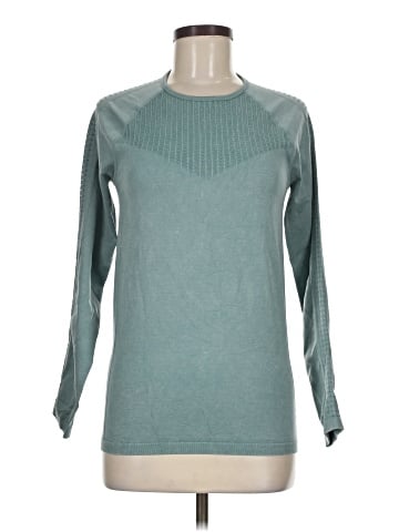 Fabletics Long Sleeve T-Shirt (view 1)