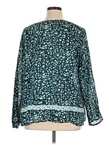 LOGO by Lori Goldstein 3/4 Sleeve Blouse (view 2)