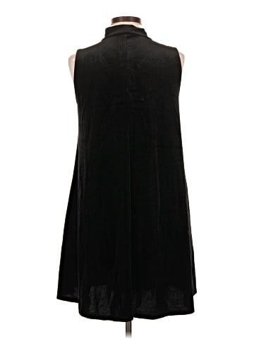 Agnes & Dora Casual Dress (view 2)