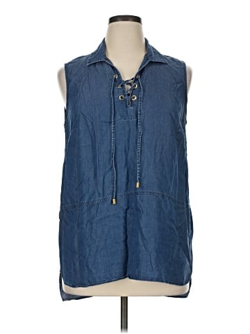 Ellen Tracy Sleeveless Button-Down Shirt (view 1)