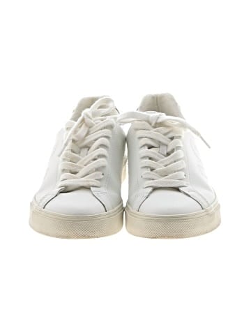 VEJA Sneakers (view 2)