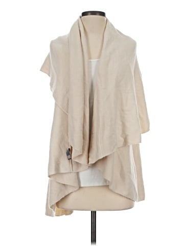 Look Poncho (view 1)