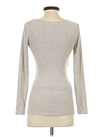 H&M Mama Long Sleeve T-Shirt (view 2)