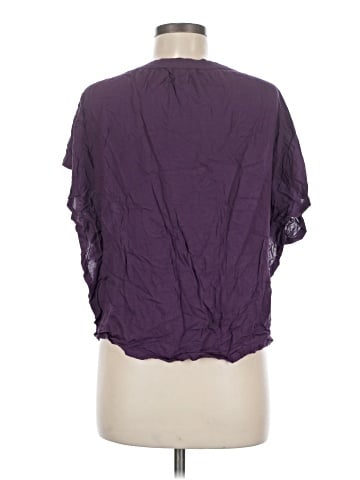 American Eagle Outfitters Short Sleeve Blouse (view 2)