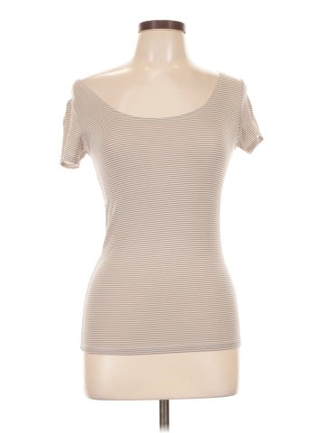 Uniqlo Short Sleeve T-Shirt (view 1)