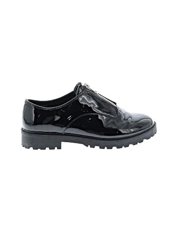 Zara Flats (view 1)