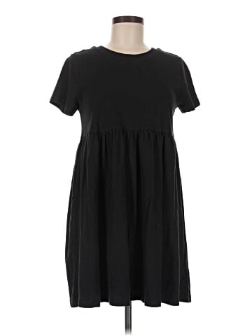 Urban Outfitters Casual Dress (view 1)