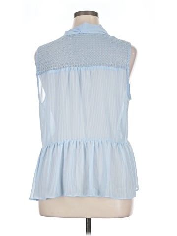 Elle Sleeveless Blouse (view 2)