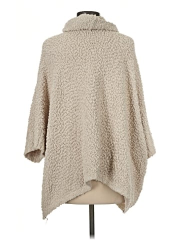 Romeo & Juliet Couture Poncho (view 2)
