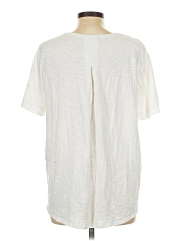 Chico's Short Sleeve T-Shirt (view 2)