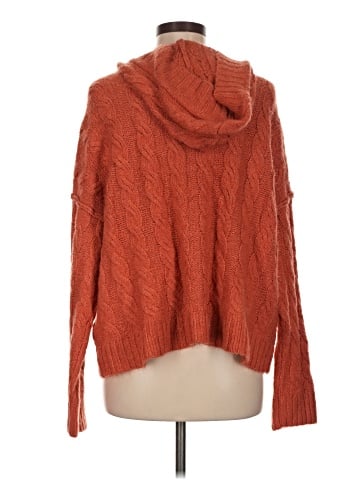American Eagle Outfitters Pullover Sweater (view 2)