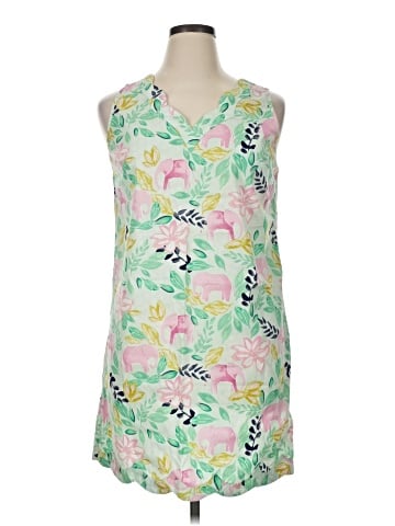 Crown & Ivy Casual Dress (view 1)